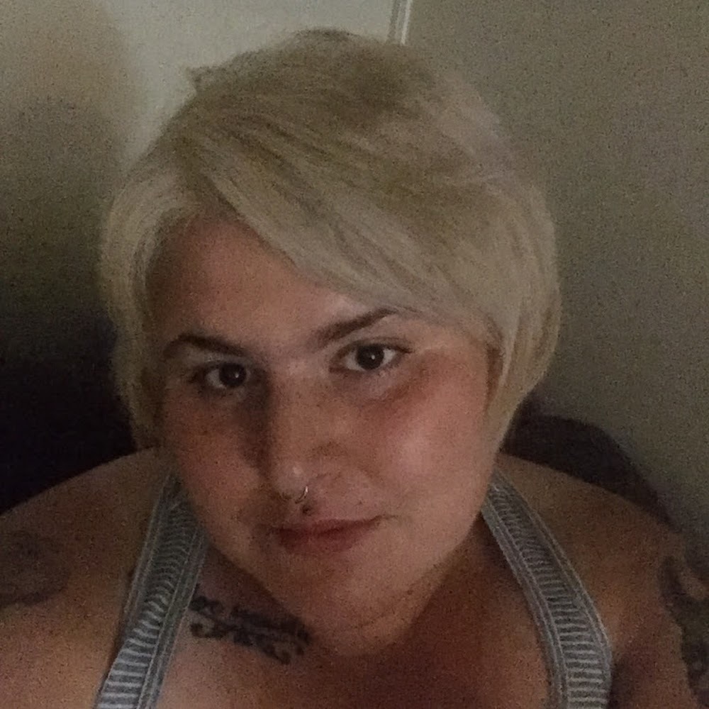 Meet your Posher, Naz